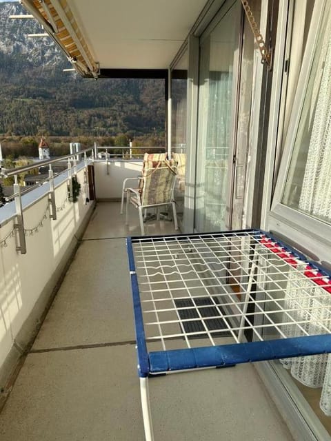 98, Bergblick, 2 Schlafzimmer, Dusche , WC, Küche, Wohnzimmer Apartment in Bad Reichenhall