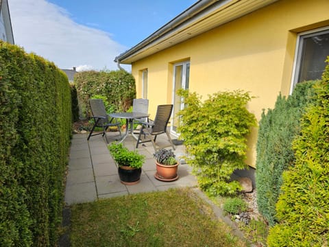 Property building, Garden, Garden view