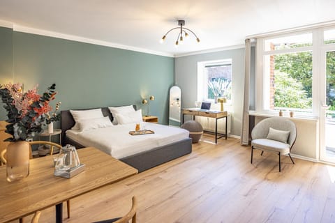 Bed, Photo of the whole room