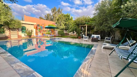 Patio, Spring, Day, Garden, Garden, Garden view, Pool view, sunbed