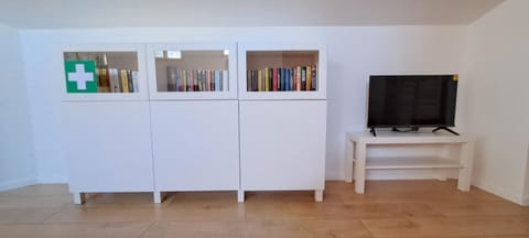 Library, TV and multimedia