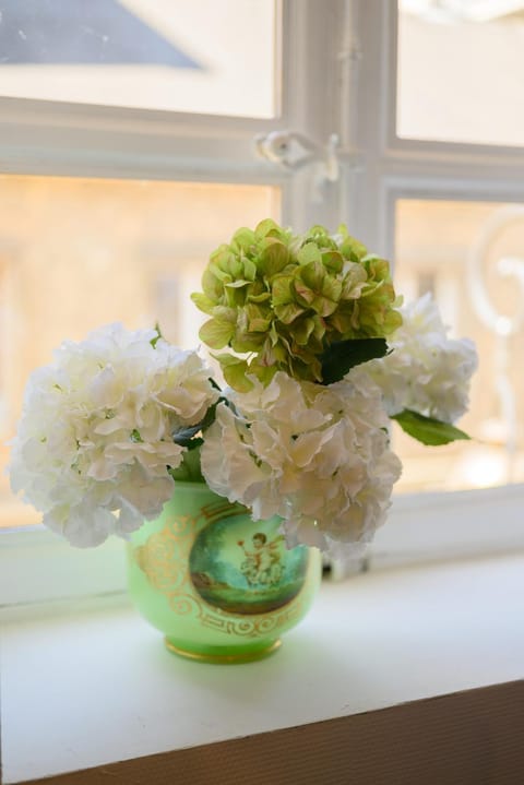 LA SUITE de NOTRE DAME au pied du CHATEAU FORT Bed and Breakfast in Wallonia, Belgium