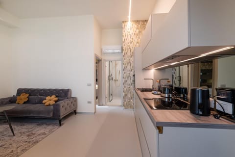 Kitchen or kitchenette, Living room, Seating area