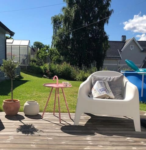 Garden, Balcony/Terrace, Seating area, Garden view