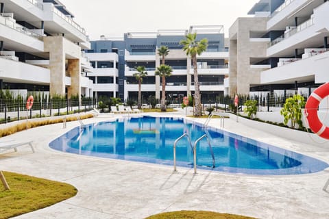 Property building, Swimming pool