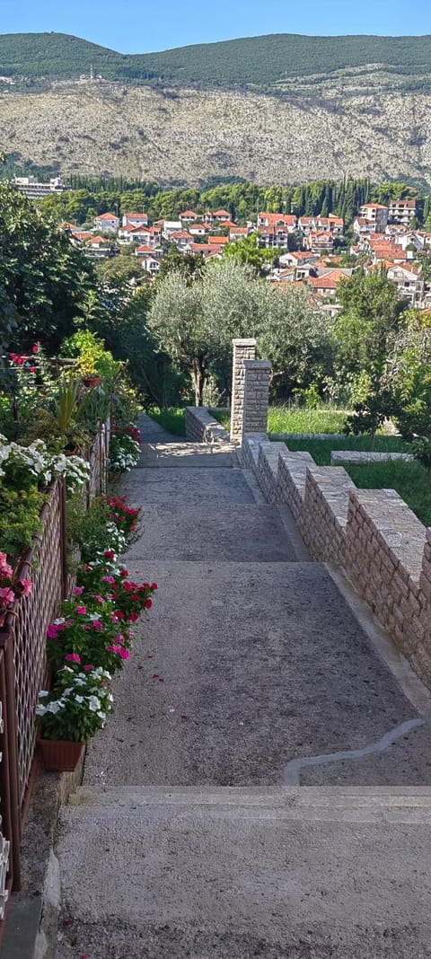 Nearby landmark, Spring, Day, Neighbourhood, Natural landscape, City view, Mountain view