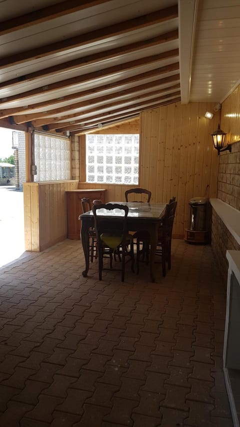 Paisible Chalet Chalet in Provence-Alpes-Côte d'Azur