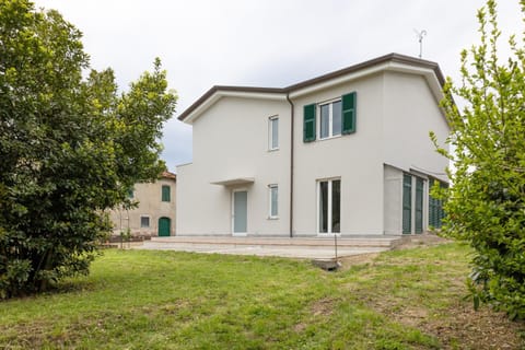 Property building, Garden