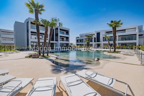Property building, Swimming pool