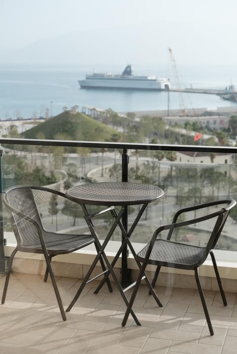 View (from property/room), Balcony/Terrace, Sea view