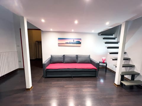 Bed, Living room, Photo of the whole room