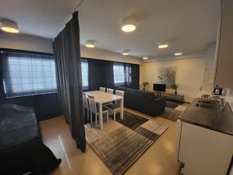 TV and multimedia, Kitchen or kitchenette, Dining area