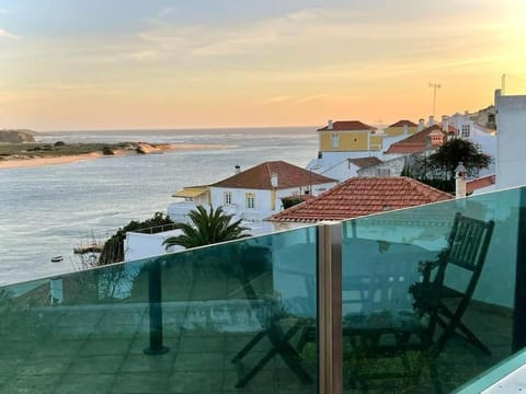 Nearby landmark, View (from property/room), Balcony/Terrace, River view, Sea view, Sunset