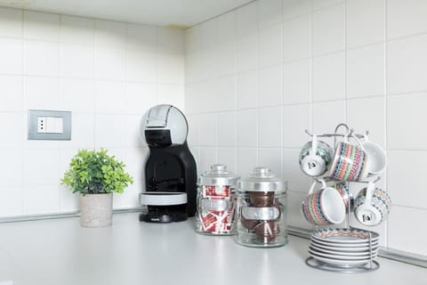 Coffee/tea facilities, Kitchen or kitchenette