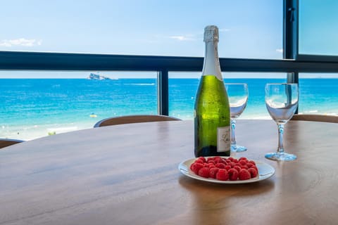 Dining area, Sea view