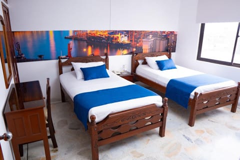 Bed, Photo of the whole room, Decorative detail, Bedroom
