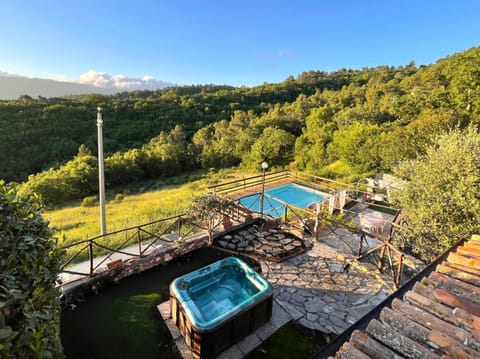 Natural landscape, Hot Tub, Pool view, Swimming pool