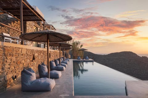 Patio, Pool view, Swimming pool, Sunrise, Sunset