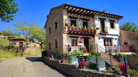 Property building, Spring, Day