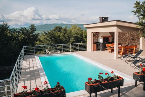 Property building, Swimming pool