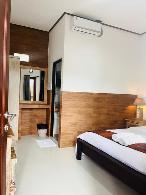 Bed, Photo of the whole room, Bedroom, wardrobe, air conditioner