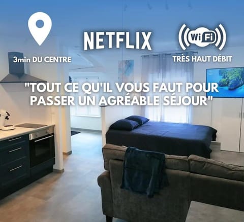 Bed, TV and multimedia, Living room, kitchen