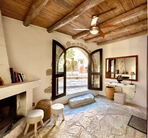 Lobby or reception, Seating area