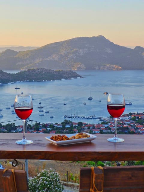 Bird's eye view, View (from property/room), Balcony/Terrace, Lounge or bar, Sea view, Drinks, Alcoholic drinks, Non alcoholic drinks, Time of day