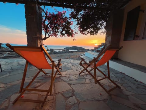 Natural landscape, Sea view, Sunset, sunbed