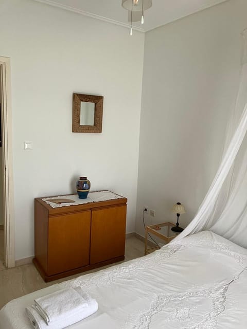 Seaside apartment away from the city- Oropos, Attiki Apartment in East Attica Regional Unit, Greece
