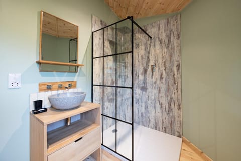 Blossom Plantation Campground/
RV Resort in England