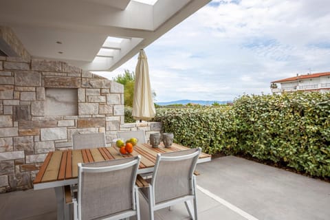 Natural landscape, View (from property/room), Living room, Dining area, Beach