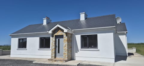 Innis Breeze - Between Murvagh & Rossnowlagh Beaches House in County Donegal