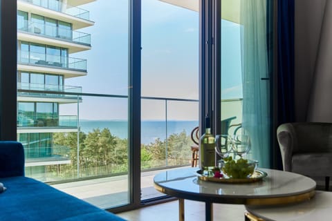 Balcony/Terrace, Living room, Seating area, Sea view