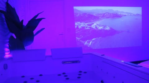 DIMA SUITE Jacuzzi Privatif Apartment in Vedène