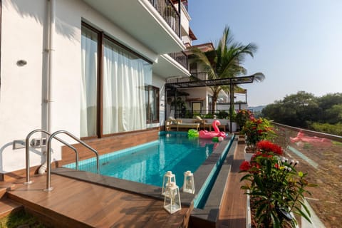 Patio, View (from property/room), Pool view, Swimming pool