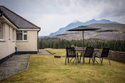 Cuillin View House Skye House in Scotland