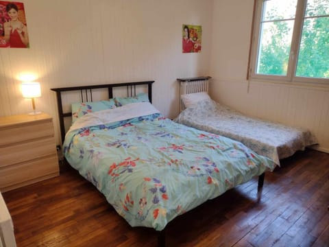 1 Chambre Privée 1 à 2 Voyageurs ,Cuisine & Toilette Partagées ,1 Room Private 1 at 2 Guests,Shares Kitchen &Toilet Bed and Breakfast in Vitry-sur-Seine