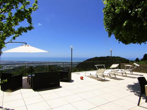 View (from property/room), Balcony/Terrace, Sea view