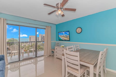 Spacious Ocean View 1 Bedroom Condo- Sleeps 8! 6042 House in Myrtle Beach