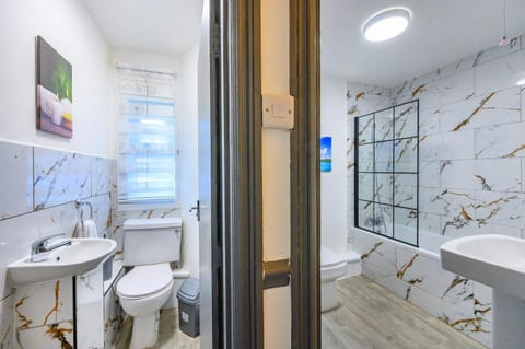 -RE7H- For your relaxed & Cosy Free Parking Vacation rental in Leeds