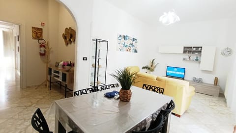 THALNA APARTMENT, Casa Vacanza Porto Cesareo Centro House in Porto Cesareo