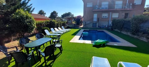 Spa and wellness centre/facilities, Swimming pool