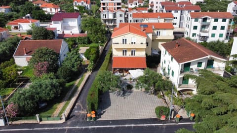B&B Pikolo Bed and Breakfast in Biograd na Moru