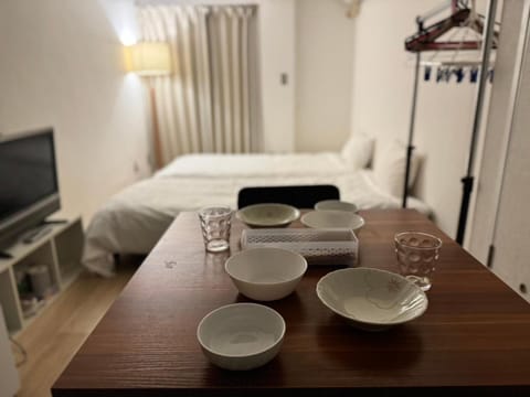 Bed, Dining area