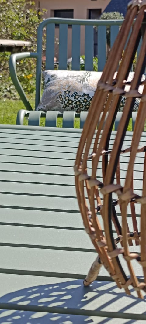 Mont Gîte Des Herbus Puccinellie avec Jacuzzi 2 personnes entre Granville et Mont Saint Michel House in Brittany