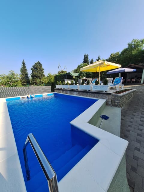 Pool view, Swimming pool, Swimming pool, sunbed