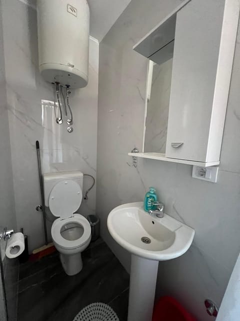 Kontiki Apartments 2 Apartment in Ulcinj