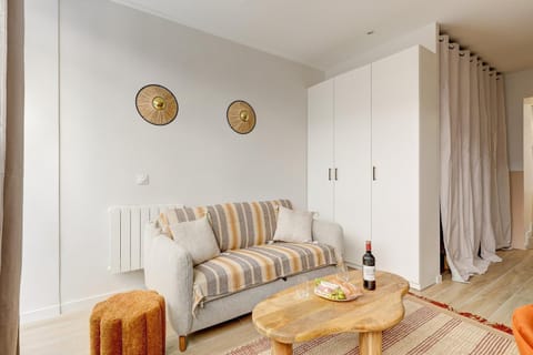 Living room, wardrobe