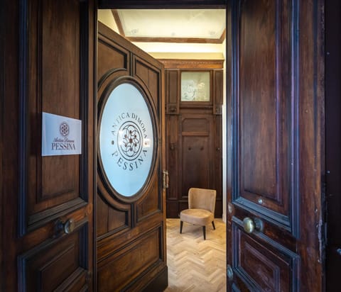 Property building, Internal: Not applicable to any particular room